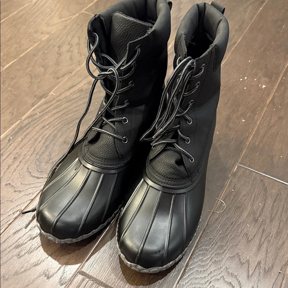 Weatherproof Black Lace-Up Men's Boots